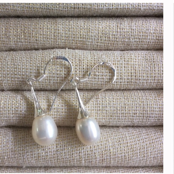 Genuine Freshwater Baroque Teardrop Pearl Sterling Silver Earrings - Picture 3 of 4